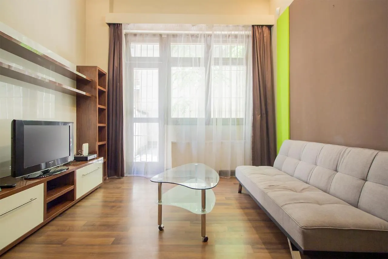 Sunny House By The Riverside Βουδαπέστη 0*,